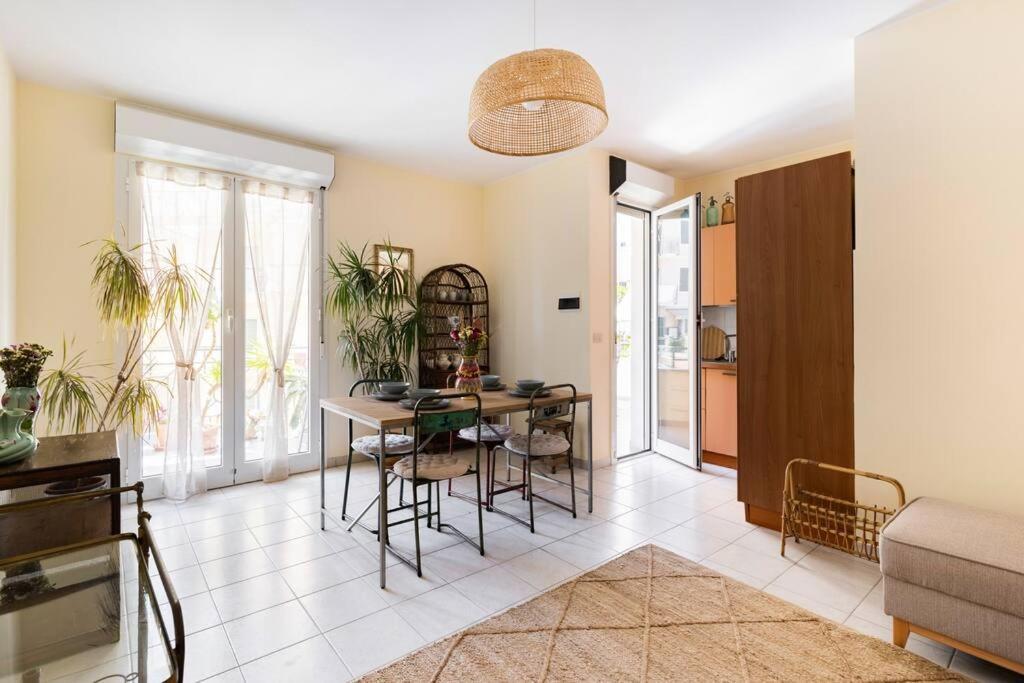 Centrale Vicino Spiagge E Ciclabile + Box-Auto ! Apartment Arma di Taggia Exterior foto