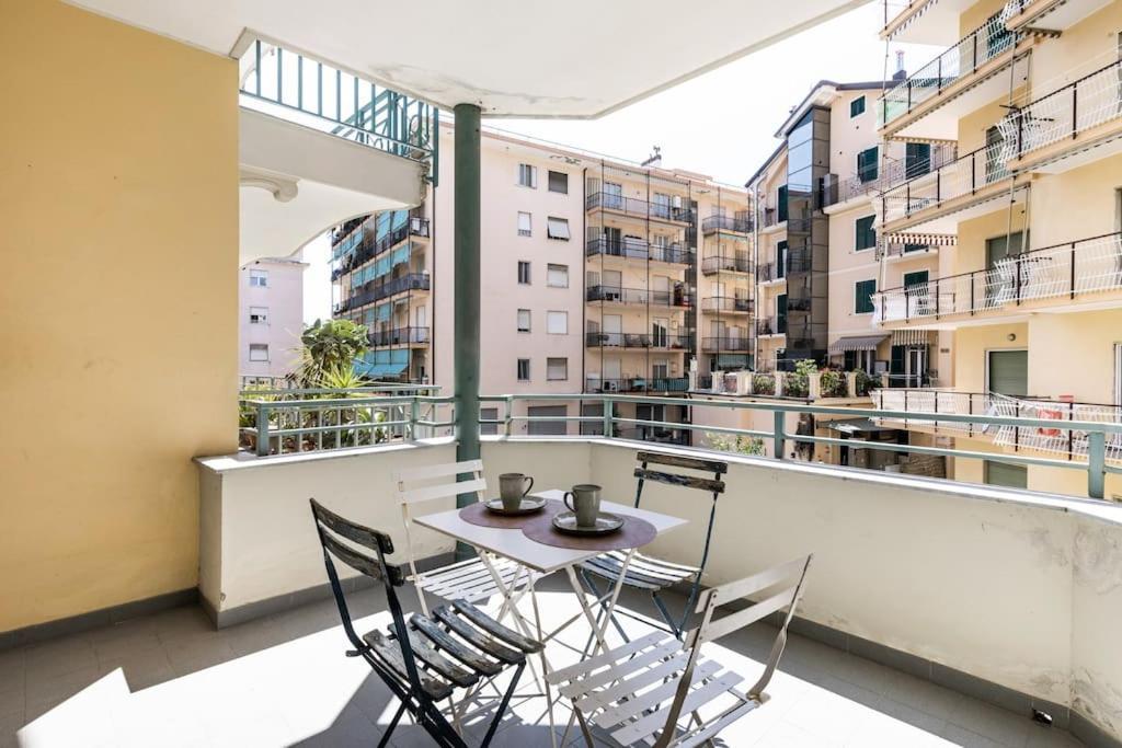 Centrale Vicino Spiagge E Ciclabile + Box-Auto ! Apartment Arma di Taggia Exterior foto