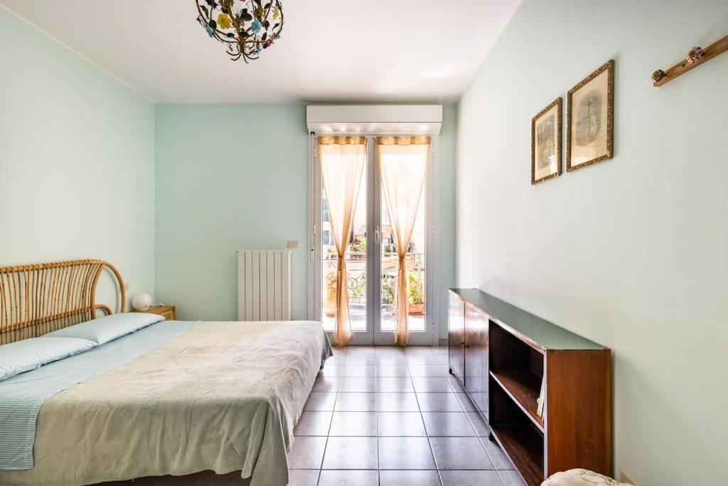 Centrale Vicino Spiagge E Ciclabile + Box-Auto ! Apartment Arma di Taggia Exterior foto